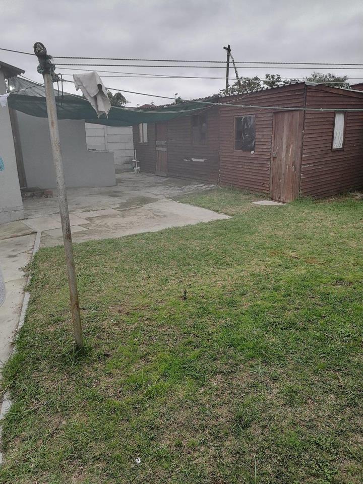 2 Bedroom Property for Sale in Bishop Lavis Western Cape